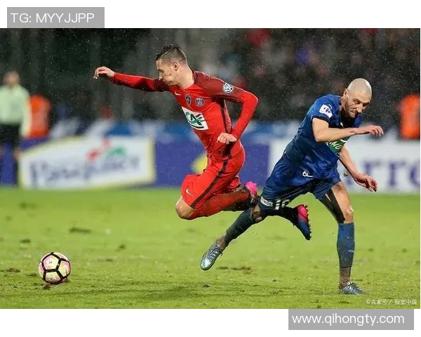 图尔与克维伊的激烈对决揭示了足球战术的深度与魅力