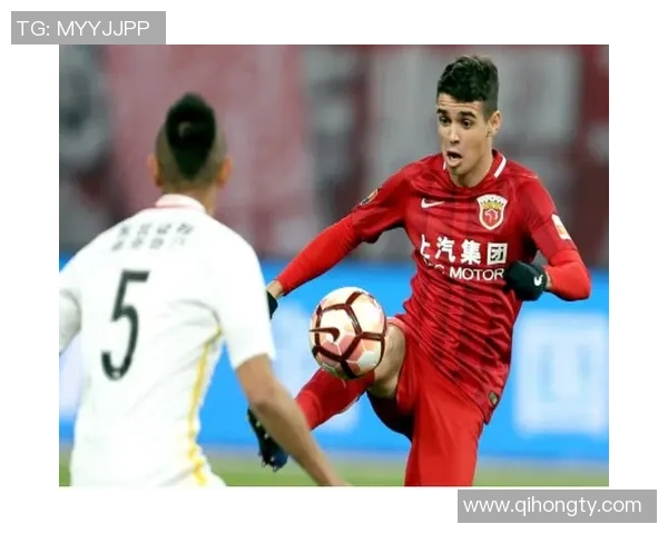 上港与辽宁激战正酣精彩直播带你领略足球魅力与激情对决 上港与辽宁激战正酣精彩直播带你领略足球魅力与激情对决