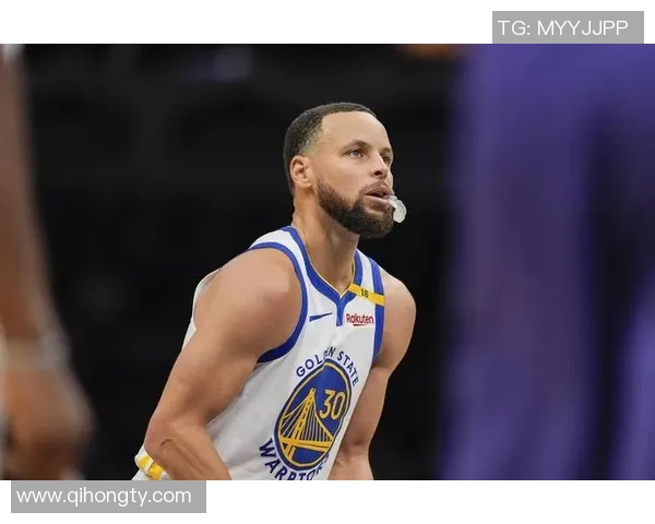 2017年勇士与开拓者激战回顾：一场篮球盛宴的精彩瞬间与战术分析