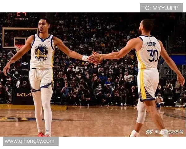 乔丹普尔在NBA赛场的崛起与挑战：从新秀到明星的成长之路