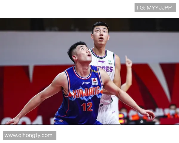 江苏龙队迎战山东西王队决战篮球场上谁能笑到最后